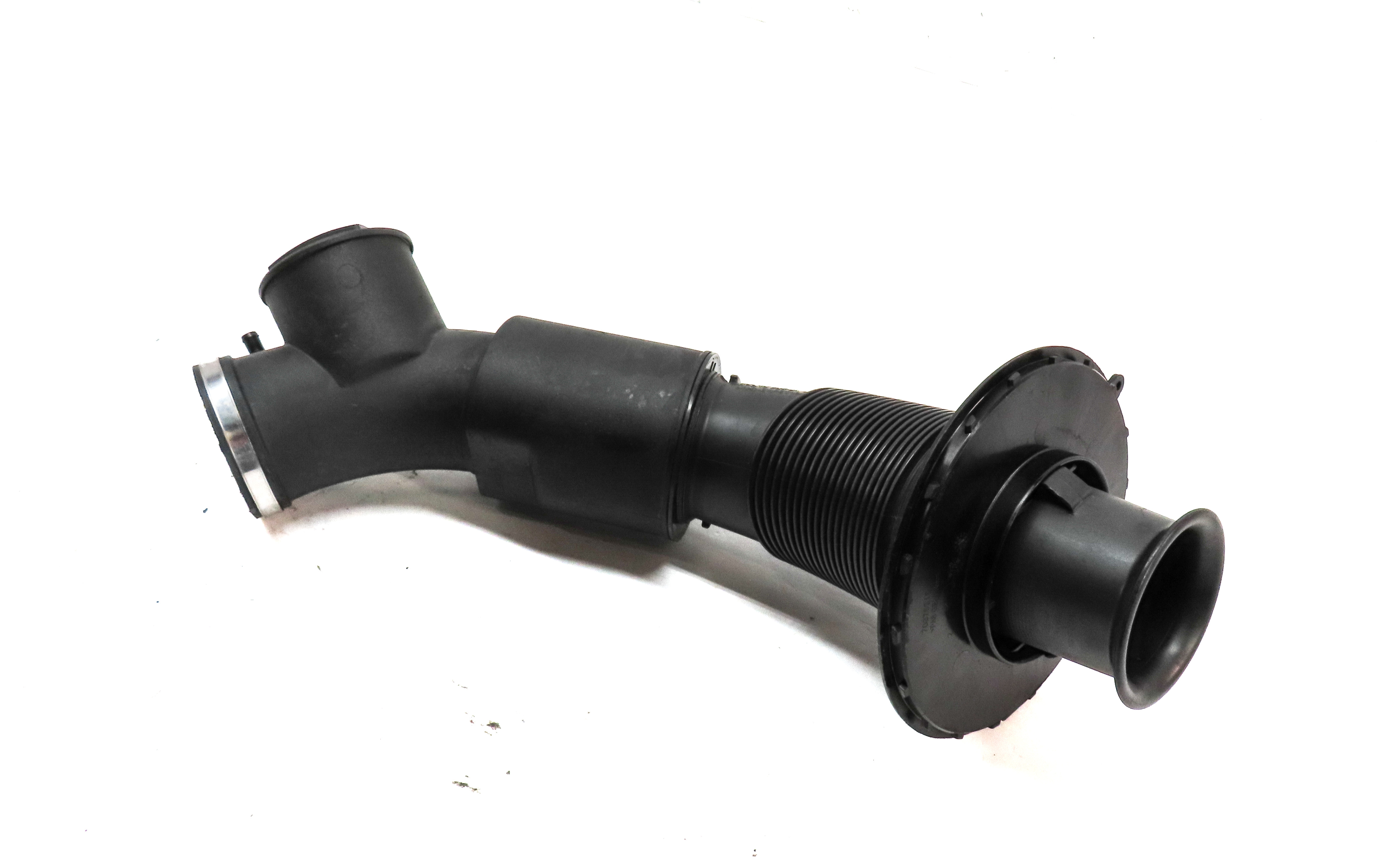 2012 AUDI A6 (C7 4G) 3.0L (CGXB) SUPERCHARGED ENGINE AIR INTAKE HOSE PIPE — exact item pictured